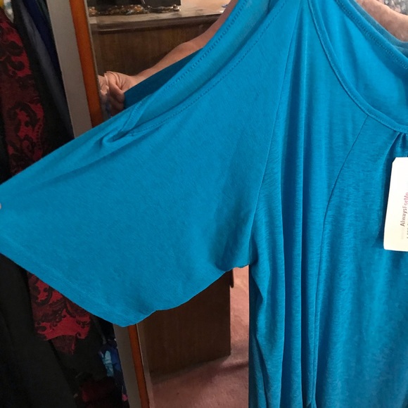 Cover Up - Picture 3 of 4